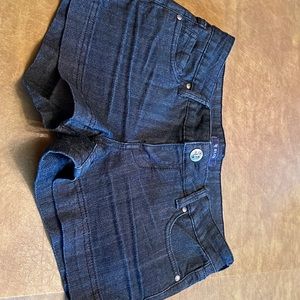 STS BLUE shorts hemmed bottom.   Juniors size 7